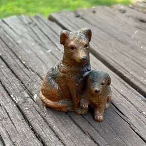 Vintage Resin Dog Figurine Mother Puppy Sitting Together‎ Hand Painted